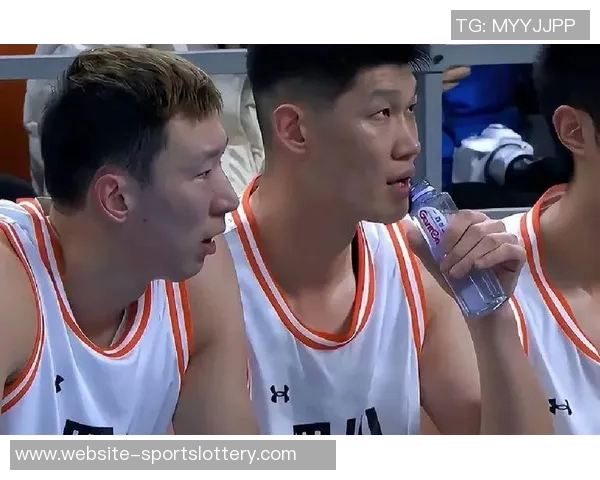 官方确认胡金秋脾脏破裂,手术顺利,静养三月迎来恢复希望